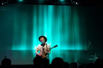 Jon Foreman Inspires at The Underground